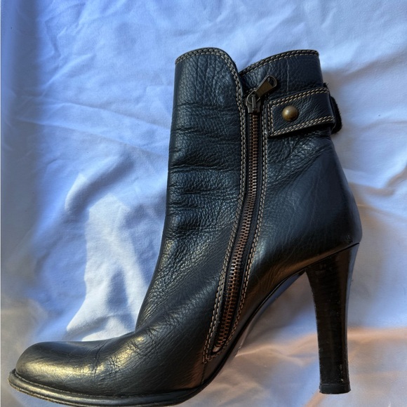 COACH NANCIE BLACK SOFT CALF LEATHER
BOOT SIZE US 6.5 - Picture 4 of 7